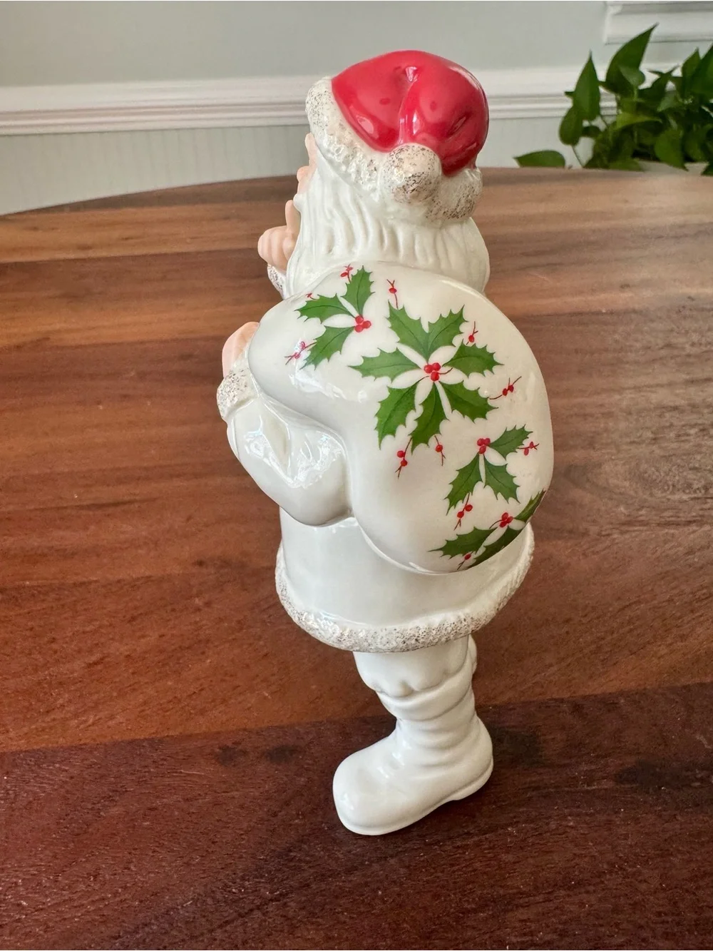 Lenox Fine Ivory Porcelain “Shh…Santa” Holiday 7” Figurine Christmas Retired